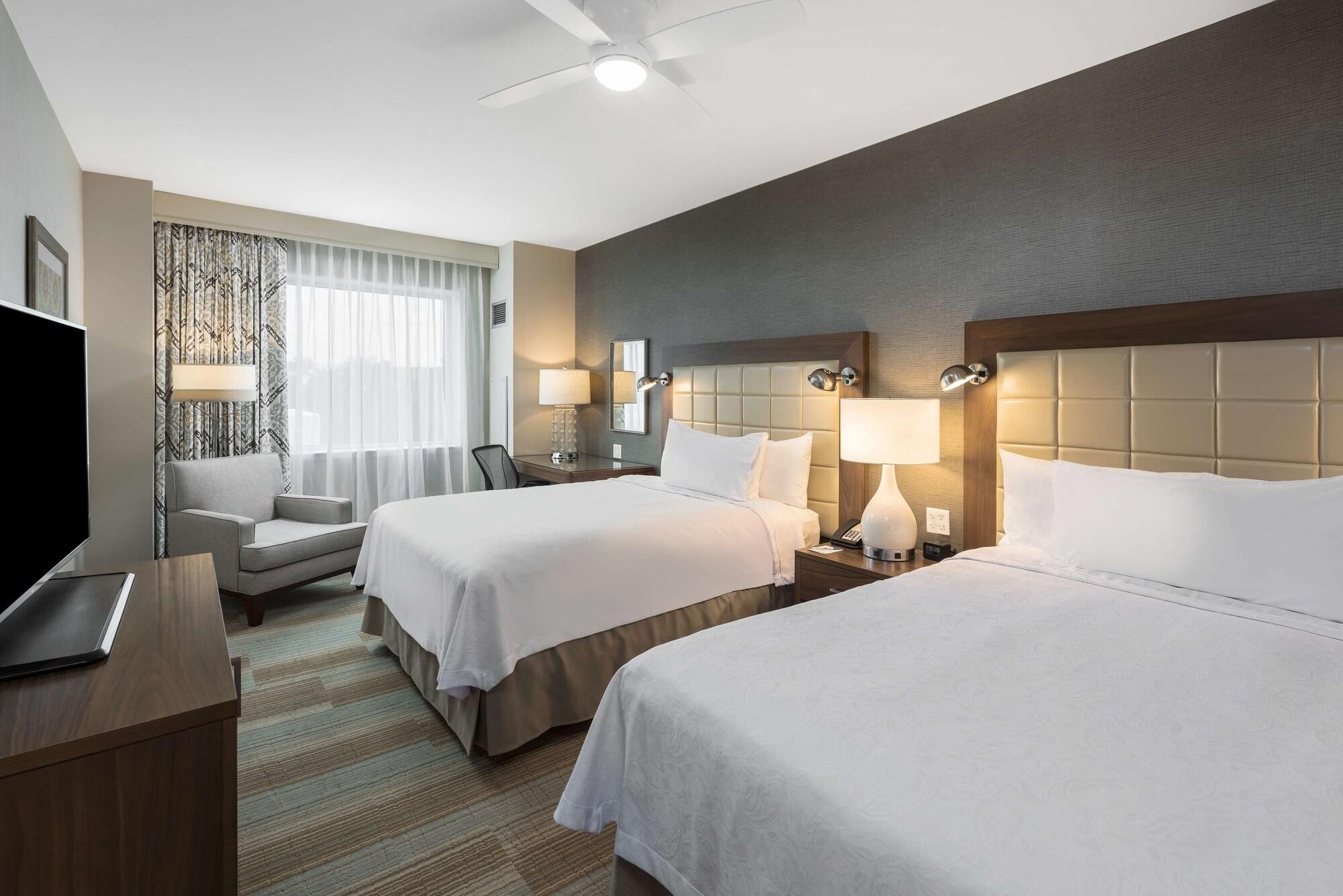 โฮมวูด สวีท บาย ฮิลตัน ไมอามี่ ดอลฟิน มอลล์ Hotel Sweetwater ภายนอก รูปภาพ